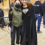 Elizabeth Henstridge Instagram - ✨ magic time with magic people ✨ Lois Lane. Lana Lang. Like what?! 🤩 @bitsietulloch & @echriqui 🤩 along with all the actors in the show are the most talented and lovely humans 🎊 Are you all caught up?? @cwsupermanandlois on the @thecw #207 #director