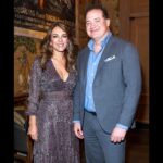 Elizabeth Hurley Instagram - What a thrill to meet up with my old friend Brendan Fraser and see his brilliant new movie @thewhalemov. Brendan is one of the nicest men on earth. I have the best memories of shooting Bedazzled - a mere 22 years ago . He is superb in The Whale ❤️