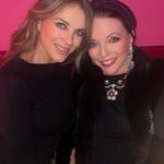 Elizabeth Hurley Instagram - Having fun with @joancollinsdbe who came to stay with us in the country before treating us all to her fab-u-lous show to promote her brilliant new memoir Behind the Shoulder Pads 🩷❤️🩷❤️🩷❤️