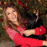 Elizabeth Hurley Instagram - Shivraj and Minnie are making the most of the last day of the Christmas decorations 😘🎄