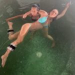 Elizabeth Hurley Instagram - Another day of pampering at Chiva Som. This is Watsu - one of the best stretches I’ve ever had 🩷