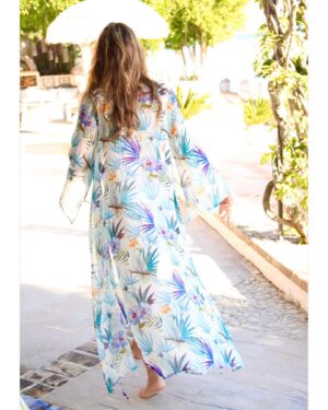 Elizabeth Hurley Instagram - Lo! A wondrous new robe from @elizabethhurleybeach The Parrot Robe. V limited edition  www.elizabethhurley.com 💗💗💗💗💗