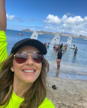 Elizabeth Hurley Instagram - Behind the scenes shooting Christmas in Paradise with @mrkelseygrammer @billyraycyrus @victoriaekanoye @msrmedia @lionsgate ❤️ watch it on @skytv @amazonprime @appletv 🎄🎄🎄