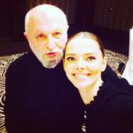 Elizaveta Boyarskaya Instagram – Кама Миронович Гинкас! 80 лет! Ура!!! С Юбилеем!!! Никогда не забуду Ваш звонок: «Лиза, здравствуйте, Кама Гинкас беспокоит. Скажите, как Вы относитесь у Лескову? И что думаете о том, чтобы сыграть Катерину Львовну?». Теперь я счастлива приезжать и быть , пусть только на вечер, частью изумительной труппы МТЮЗа и играть в спектакле «Леди Макбет нашего уезда». Это большая честь и радость. Здоровья!!! Здоровья !!! Здоровья!!!Вдохновения!!! Планов и свершений! #камагинкас #юбилей #режиссер #мтюз #учениктовстоногова #ледимакбетнашегоуезда #лесков