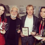 Elizaveta Boyarskaya Instagram - Спектакль @malydramatheatre «Братья Карамазовы» вчера на церемонии вручения театральной премии «Золотой софит» получил сразу 2 очень важных награды. 🥇Лучший спектакль большой формы и 🥇приз экспертного совета «за безупречное единство стиля в ансамбле уникальных актерских индивидуальностей». Большое спасибо жюри, спасибо всей нашей компании! Спасибо нашему дорогому, любимому мастеру и режиссёру Льву Абрамовичу Додину. Поздравления всем лауреатам! #мдт #братьякарамазовы #золотойсофит #лучшийспектакль #tousjewelry #tousrussia