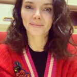 Elizaveta Boyarskaya Instagram - Шлю привет из поезда СПб- Мск. В этом году фонду “Подари жизнь” @podarizhizn исполняется 15 лет. Знаю, что и среди моих подписчиков много тех, кто поддерживает фонд. И уверена, что у каждого эта встреча была особенной. Мы, друзья фонда , решили поделиться своими историями под хештегом #ВместеСПодариЖизнь. Присоединяйтесь! #подарижизнь #юбилей #15лет #помогатьлегко #помогаемвместе