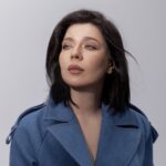 Elizaveta Ivantsiv Instagram - Очень хорошо заходят ваши вопросы. Поймала себя на том, что жду эту рубрику. Тем более, что если всё получится, и вопросы будут (а вы ведь по-другому не можете) интересными и небанальными, ответы на них вы получите тоже в интересном виде. Люблю, ваша певица