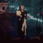 Elizaveta Ivantsiv Instagram - Если верить, что у большой воды есть ответы на все вопросы (а я верю), а море всегда внутри, то получается, мы уже знаем все ответы. Надо просто впомнить🤍