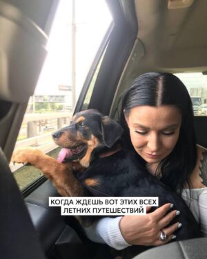 Elizaveta Ivantsiv Instagram - Могу вечно смотреть на небо, воду и его брови🤍