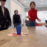 Ella Chen Jia Hua Instagram - 來跟大家拜年囉 🧨新年快樂🧨 #趕場的過年 #飛機高鐵摩托車通通用上 #長袖背心冬天夏天通通穿上 #肚子快爆炸 #旺啊發啊 #解接的過年還在繼續