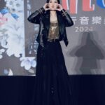 Ella Chen Jia Hua Instagram - 感謝Hit Fm的邀請 恭喜2024 hito流行音樂獎的所有入圍者 5.25頒獎典禮，來點特別的💙🌶️😏 #每週三晚9點限定版EllaRadioShow #首期嘉賓魏如萱Waa #下一期是誰 #BADHABITS @ralphlauren #RalphLauren #RLCollection