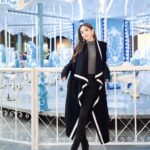 Ella Chen Jia Hua Instagram - Christmas vibe🎄 禮物準備好了嗎？ #Christianlouboutin @louboutinworld