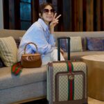 Ella Chen Jia Hua Instagram - Holiday Mood 只能在飯店大廳體驗 拍完照繼續Working Mode @gucci #GucciValigeria