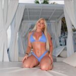 Elle Brooke Instagram - Swipe to see my next video idea
