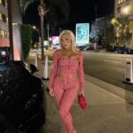 Ellie Brown Instagram - Strip clubs and dollar bills