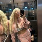 Ellie Brown Instagram - Doin things my bestie loves with my bestie 🥊💕 @kazcrossley