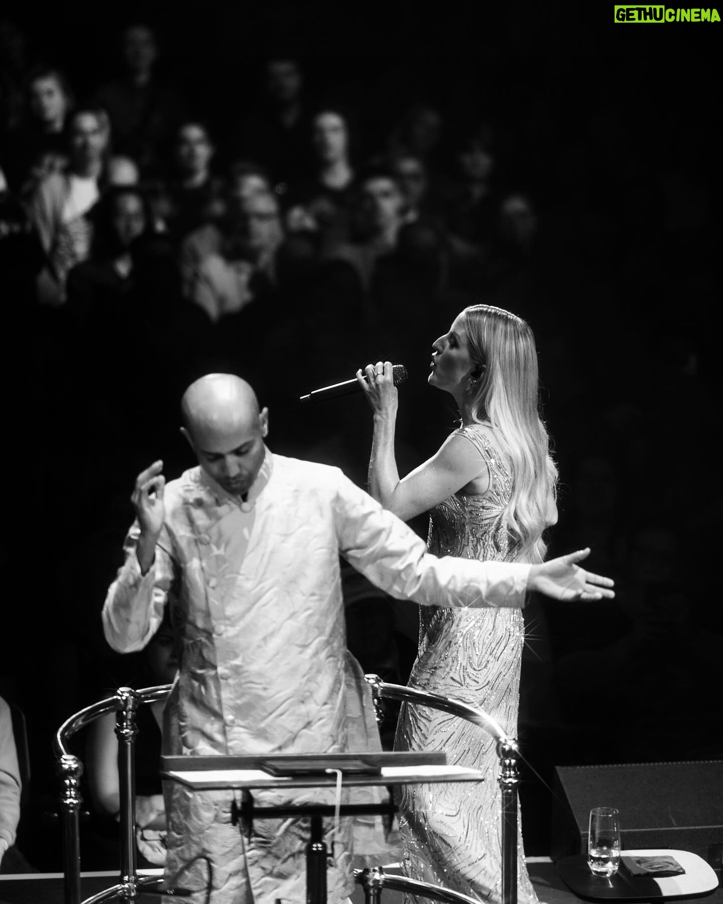 Ellie Goulding Instagram - One of the most magical nights of my life and I got to spend it with you all at the Royal Albert Hall 🥹 Thank you @royalphilorchestra and @iderrickskye for being the best accompaniment I could have , performing my songs like this. For the first time ever I saw very few phones filming. That makes it even more special because … you really just had to be there… it was one of the those nights . Sorry if you weren’t 🤣 Special thank you to @janedeedy for all her hard work. Lucky as ever to have such a brilliant team around me 🤍 Styled by @kyledevolle Hair @anastasiastylianou Make up @hilakarmand Photos by the marvellous @madison_phipps ❤️🔥