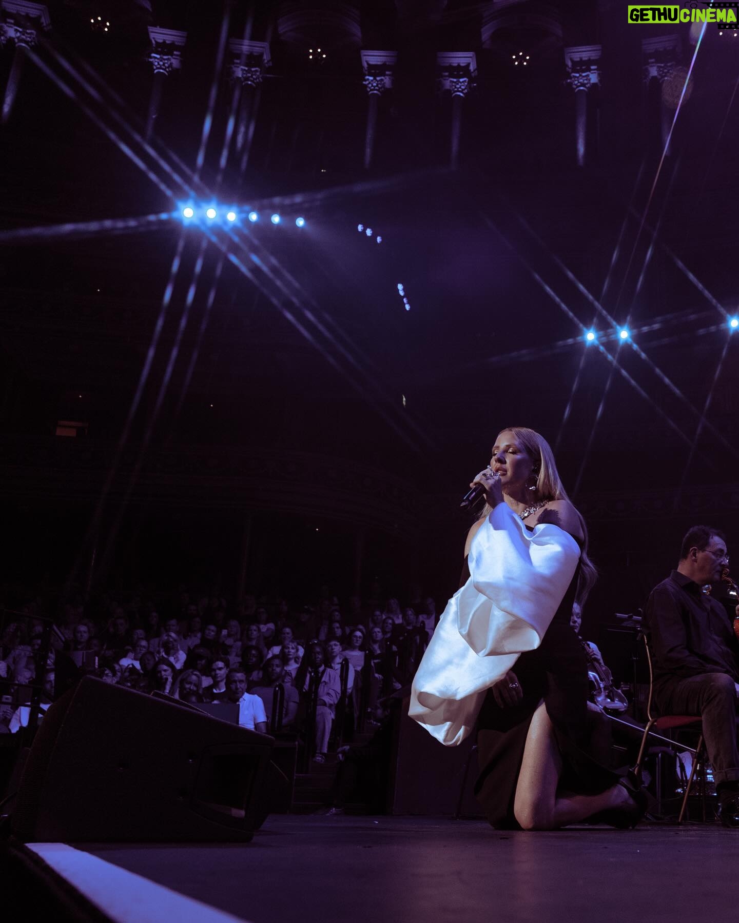 Ellie Goulding Instagram - One of the most magical nights of my life and I got to spend it with you all at the Royal Albert Hall 🥹 Thank you @royalphilorchestra and @iderrickskye for being the best accompaniment I could have , performing my songs like this. For the first time ever I saw very few phones filming. That makes it even more special because … you really just had to be there… it was one of the those nights . Sorry if you weren’t 🤣 Special thank you to @janedeedy for all her hard work. Lucky as ever to have such a brilliant team around me 🤍 Styled by @kyledevolle Hair @anastasiastylianou Make up @hilakarmand Photos by the marvellous @madison_phipps ❤️🔥