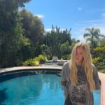 Ellie Goulding Instagram – Squint series :)