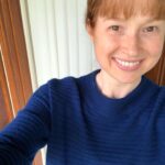 Ellie Kemper Instagram - Last year my good friend Kimberly Cougar Schmidt 💖💛💖wrote a BOOK and all the proceeds went to #PreventChildAbuseAmerica. This wonderful organization works hard to make #GreatChildhoods happen and during these extremely stressful times, we are raising awareness of National Child Abuse Prevention Month by wearing blue. Post a photo of yourself wearing blue today and tag @pcaamerica. #WearBlueDay2020