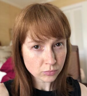 Ellie Kemper Instagram - Distraction! My bangs. Why do they look so good