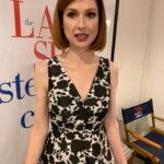 Ellie Kemper Instagram - Catch me tonight on Ate Ow with Hen Ert!! (@homealonemovie streams TOMORROW on @disneyplus 🎉🎉🎉)