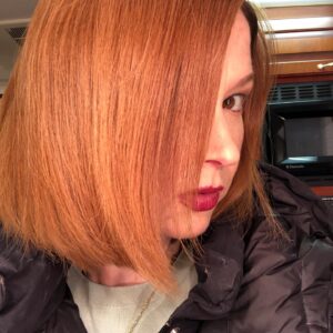 Ellie Kemper Instagram - Trying sooooo hard to be mysterious