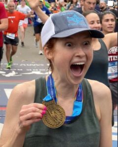 Ellie Kemper Instagram - Uh-oh….get ready for the emotional post!!!!!! Well I completed the @nycmarathon! And now for the gratitude. Thank you to EVERY SINGLE PERSON out on the streets cheering, yelling, high-fiving, and handing out bananas. Thank you in particular to the parents and caregivers who brought out their adorable sweetie pie babies whose little angel faces literally carried me through the journey. Thank you to all the volunteers and employees who handed out water and then had to sweep up the mountains of discarded cups afterwards. Thank you to everyone at @nyrr who pulled off this HERCULEAN TASK of organizing a marathon of 50K participants! Thank you @brosis512 for being an incredible partner and to everyone who contributed to my fundraising. Thank you to Trina and Anne for finding my son’s misplaced scooter. Yesterday was insane on every level and I am REJUVENATED by the strength and grit of NYC. Thank you to @newyorknico for capturing this moment of pure triumph! I ❤️ NYC