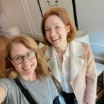 Ellie Kemper Instagram - Ummm what do we have here?! A nice little Monday coffee with the loveliest @msjennafischer….not a bad way to start the week! PS sending all good healing vibes for that broken shoulder, lady ☕️💪❤️ #receptionists