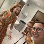 Ellie Kemper Instagram - I went to my **20TH** college reunion this weekend! 😬🤯 I was so satisfied with this selfie in front of my freshman dorm room, 164, until I realized on the way home I lived in 162. Anyway. College!