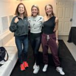 Ellie Kemper Instagram - An absolutely joyful evening hanging with the magical @aliontherun1 and her band of angels last night!! So much fun chatting about running, purpose, egg custard, Mile 20, proms, playlists, and Eric Johnson (IYKYK). Ali Feller brings so much light to the world and man am I grateful for that. OH AND did I mention I got to meet icons @keiradamato and @becsgentry?? Cause that happened too. Yay running, yay marathons!!! 🩷🩷🩷 📸 @jzsnapz (thank you!!)