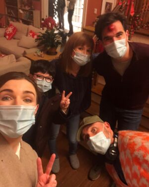 Ellie Kemper Instagram - #HomeSweetHomeAlone is streaming right now on @disneyplus!! We started shooting this movie pre-pandemic, finished it mid-pandemic, and here it is coming out the exact same day the pandemic ended. Jk jk but I do hope the pandemic ends soon. There are way too many talents here to name but try @robdelaney @weemissbea @allymaki @timothycsimons @kenanthompson @tvsandydaly @peteholmes @archieyatesofficial @katiebethhall @max.ivutin #DanMazer to name a few!! Here’s a sweet photo dump to celebrate.