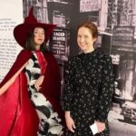 Ellie Kemper Instagram - The witches were OUT and the lighting was supreme for a delightful conversation with my lovely pals @plazadeaubrey and @danmurphynyc about their latest book #TheReturnOfTheChristmasWitch!!! It’s out now, it’s fantastic, go get it or YOU BETTER WATCH OUT 🧙‍♀️ 🧙‍♀️ 🧙‍♀️