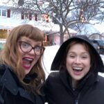 Ellie Kemper Instagram - #HomeSweetHomeAlone is streaming right now on @disneyplus!! We started shooting this movie pre-pandemic, finished it mid-pandemic, and here it is coming out the exact same day the pandemic ended. Jk jk but I do hope the pandemic ends soon. There are way too many talents here to name but try @robdelaney @weemissbea @allymaki @timothycsimons @kenanthompson @tvsandydaly @peteholmes @archieyatesofficial @katiebethhall @max.ivutin #DanMazer to name a few!! Here’s a sweet photo dump to celebrate.