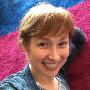 Ellie Kemper Instagram - So looking forward to a three-day weekend! Finally, a chance to just stay in, try out some new recipes, and spend some time with the family.