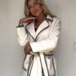 Elsa Dasc Instagram – Same same but 🖤🤓
#love