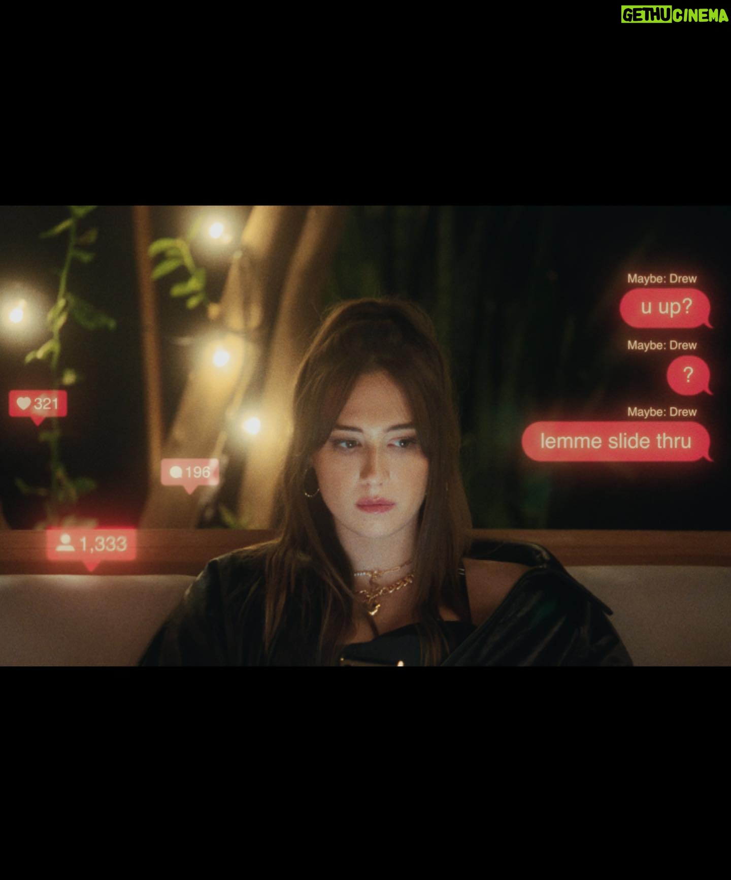 Elsie Hewitt Instagram - “When three best girlfriends head home from a night out, the secrets they’ve been keeping from each other and the lies they’ve been telling themselves come out. Their stories focus on the girls’ recent romantic and sexual experiences and range from hilarious to shocking and sometimes disturbing. ‘Bitchy’ showcases true complex friendship and the horrors of dating as a young woman.” 💅🏼 tomorrow @ @chelseafilmfestival !! tickets on @eventbrite or the Chelsea Film website come seeeeee 🩷👛🌸💓💋🎀💒