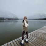 Elvin Levinler Instagram - a whole new energy ❄️❄️❄️ sizinle paylaşacağım çok şey var ama toparlayana kadar söyleyin yaz insanı mısınız kış insanı mı🙃 benim cevabım çok net ama karı ve soğuğu sevmediğimi de söyleyemeyiz sanırım🥶😬