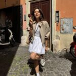 Elvin Levinler Instagram - erken doğumgünü kutlamaları ve pastası 🍦✨ #elviniminitaly