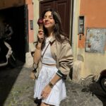 Elvin Levinler Instagram - erken doğumgünü kutlamaları ve pastası 🍦✨ #elviniminitaly