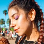 Elvin Levinler Instagram - OTUZ ALTI mı 🥳🥹🫠🫣🥳 8 yılda ne kadar değişmişim sizce 👀 ve siz hala yüz yogasına başlamadınız mı 🤭 #faceyoga #faceyogamethod