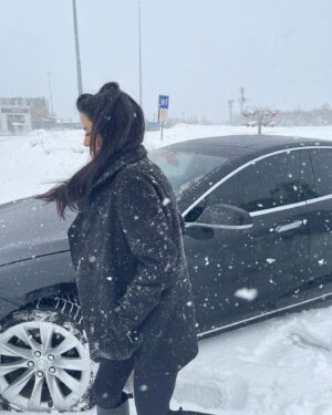 Emel Dede Instagram - 🤍❄️