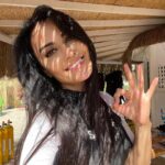 Emel Dede Instagram – Dünya şampiyonu @cenkdevrimulusoy ile muazzam bir nefes antrenmanı sonrası tüm olumsuz hava koşullarına rağmen müthiş eğlenceli bir dalış..🙆🏻‍♀️🤩🐬💦✨👌🏼 @lykiaworld_diving_centre 💙