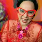 Emelda Rosemila Instagram - ODAH BILLIONAIRE : THE MAKING OF 🚨🚨🚨🚨 Program terbaru dan terhangat SUKE TV, Odah Billionaire akan bersiar di kaca tv anda pada….. Bila kami umumkan! Terima kasih kepada semua yang terlibat! 🫶 Saksikan @emeldarosemila sebagai Odah Billionaire ditemani @sobrianuar sebagai Harun & @elfemartin sebagai Epul! Promo Cast @emeldarosemila sebagai Odah @sobrianuar sebagai Harun @elfemartin sebagai Epul @amirizwanrahim sebagai Pemaju Hartanah #OdahBillionaire #SukeTv #SUKEsangat