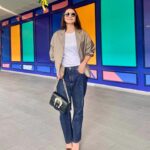 Emelda Rosemila Instagram - Photo dump : on todays episode.😁 In Husbands Jeans😆. Fefelin jap, asyik kusut and nangis je kan. Kasi chan la.😍 Sunglass tu dari @emeldarosekl . Masih available, cuma boss dia busy sikit lately nih😅