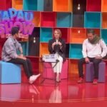 Emelda Rosemila Instagram - Great way to start the day yey! Ceria bersama team TAPAU SHOW RTM, Finale live pagi nih. Congrats team! @beto_kusyairy @intanfreya @tv1_rtm 🩵🩵🩵