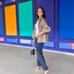 Emelda Rosemila Instagram - Photo dump : on todays episode.😁 In Husbands Jeans😆. Fefelin jap, asyik kusut and nangis je kan. Kasi chan la.😍 Sunglass tu dari @emeldarosekl . Masih available, cuma boss dia busy sikit lately nih😅