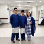Emelda Rosemila Instagram - Keluarga kecil Mel.💙 Baju Melayu the boys dari @kho.sae 😍 Kebaya Mel @bajukurungklasik_hc 😍 Raya2024