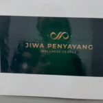 Emelda Rosemila Instagram – Sessi memanjakan dirieww di @jiwapenyayangwellnesscentre m. Glowing muka lepas buat hydra peel facial and lepas tu RF, ☺️☺️☺️. Ada sweatspa jugak tapi tak cukup masa mel nak buat sbb rushing ada kerja lain. Will come back again soon. Best facial dia. Love.🩵🩵🩵

Nak cuba promotional price boleh checkout 
@jiwapenyayangwellnesscentre 

Thanks @aliaramly 
Tenkiuu Dato Zaiton.💋🩵💋

Tenkiuu pretty Una teman kiter🌸 @husnamustaffa lebiuu