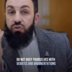 Emelda Rosemila Instagram - So true. Ramai org sekarang suka interfere dalam masalah / isu org lain hingga tak sedar perbuatan kita itu penuh dgn judgement. Menghukum kelemahan, kesalahan org lain, mengukur dosa pahala, menyebarkan perkara yg kita sendiri pun tidak pasti kebenarannya. Tanpa kita sedar, yg kita sendiri sedang membuat dosa. Belajarlah mendoakan kebaikan kepada apa sahaja yg kita lihat. Baik atau buruk. Mudah, tapi susah utk buat, sebab selalu rasa diri yang terbaik. Fix yourself before fixing others.